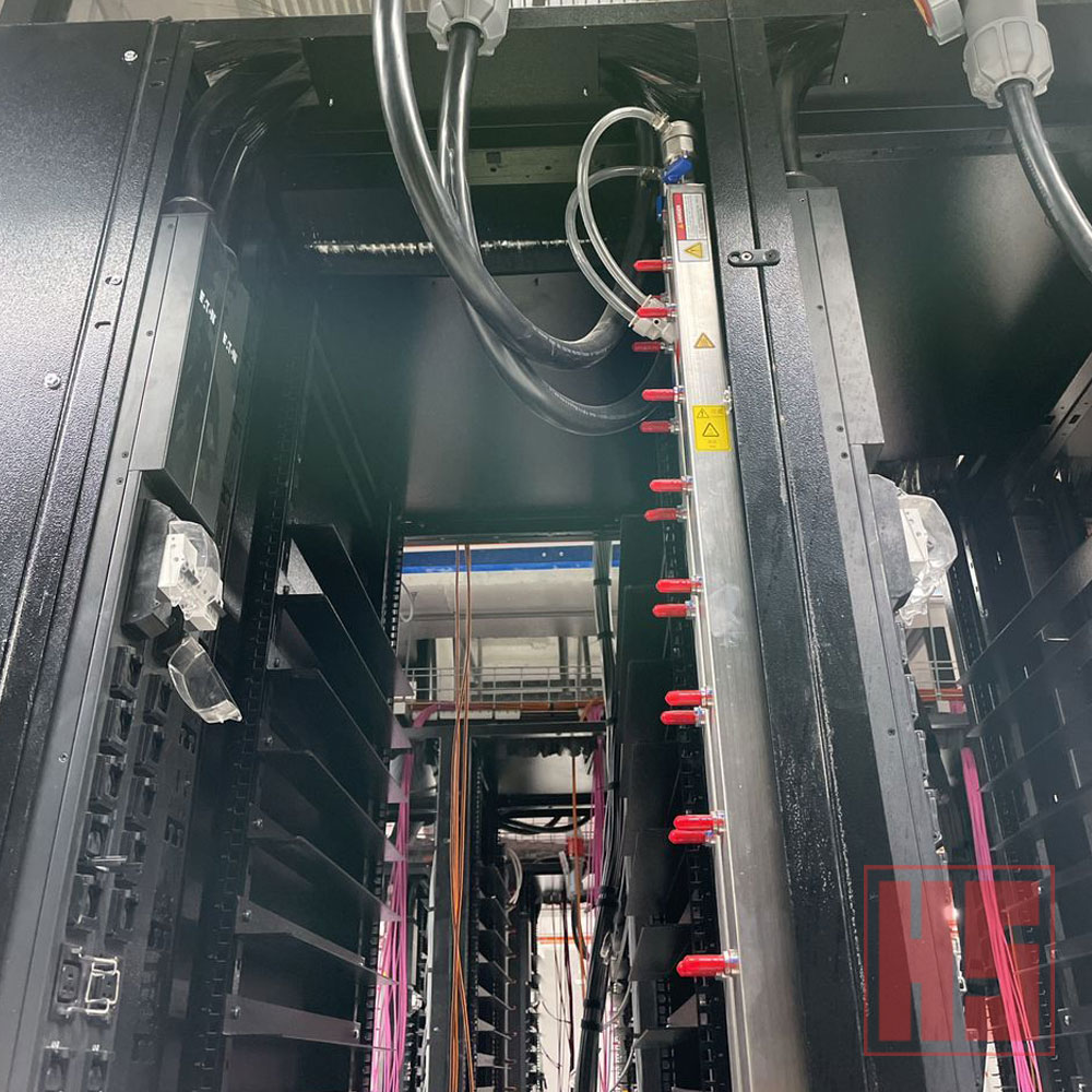 Data centre cooling system
